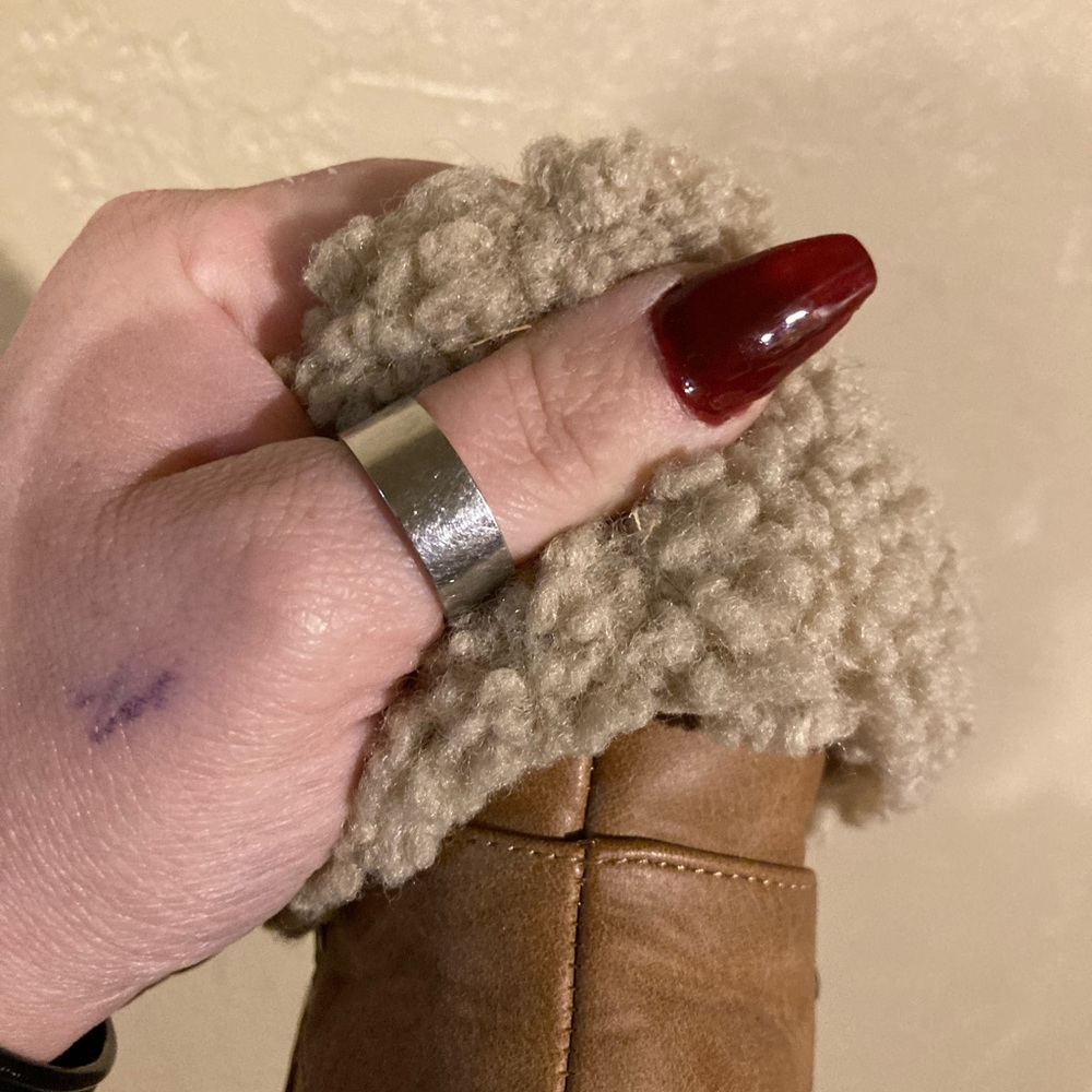 Sherpa Lined Booties - Picture 7 of 8